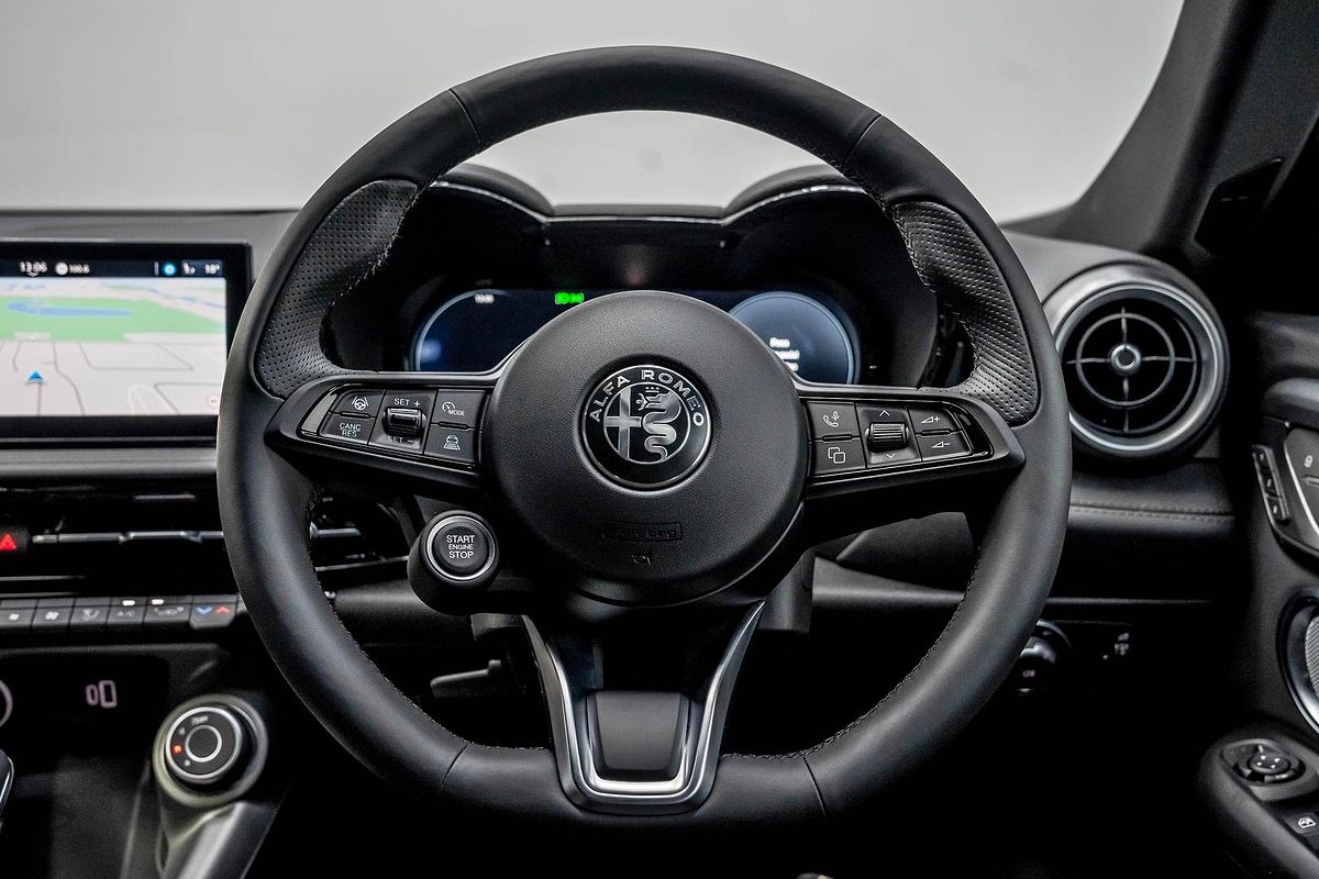 2024 Alfa Romeo Tonale Ti