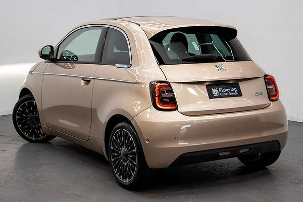 2023 Fiat 500e La Prima