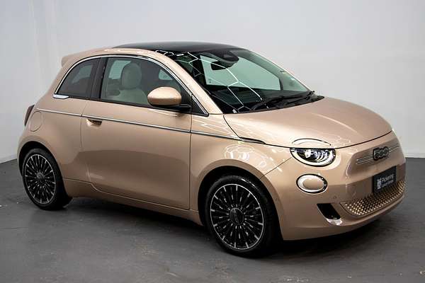 2023 Fiat 500e La Prima
