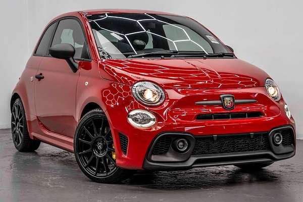 2024 Abarth 695 Competizione