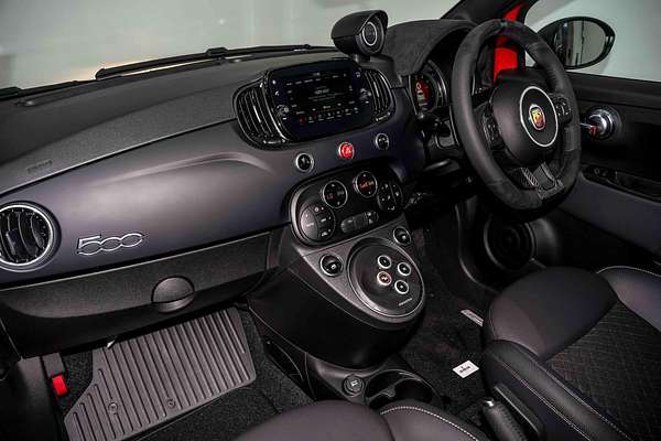 2024 Abarth 695 Competizione
