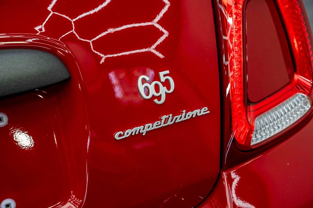 2024 Abarth 695 Competizione
