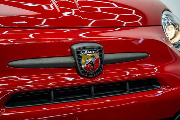 2024 Abarth 695 Competizione