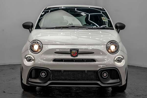 2024 Abarth 695 Competizione