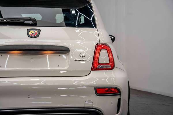 2024 Abarth 695 Competizione