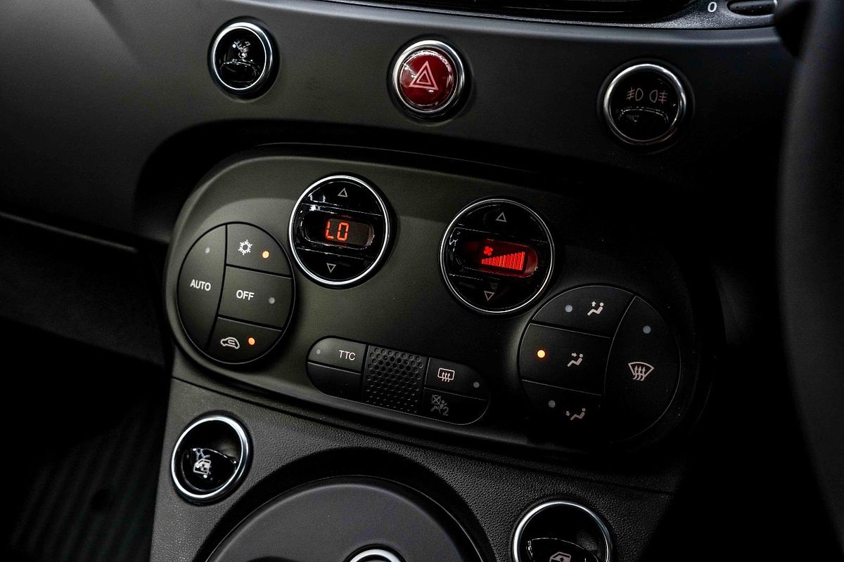 2024 Abarth 695 Competizione