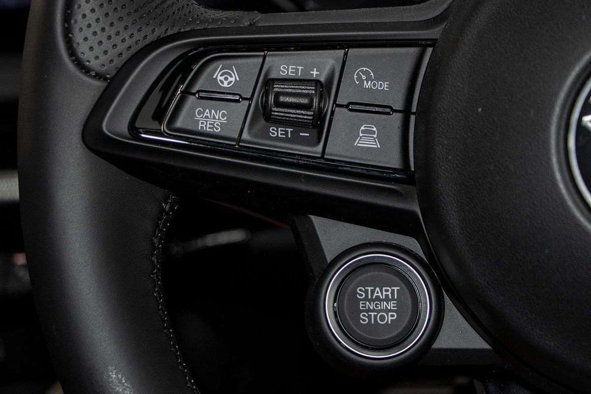 2023 Alfa Romeo Tonale Veloce Plug-In Hybrid