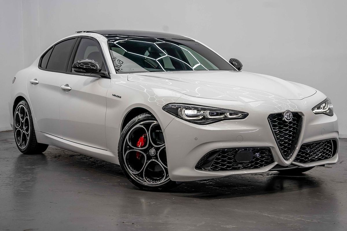 2023 Alfa Romeo Giulia Veloce Series 4