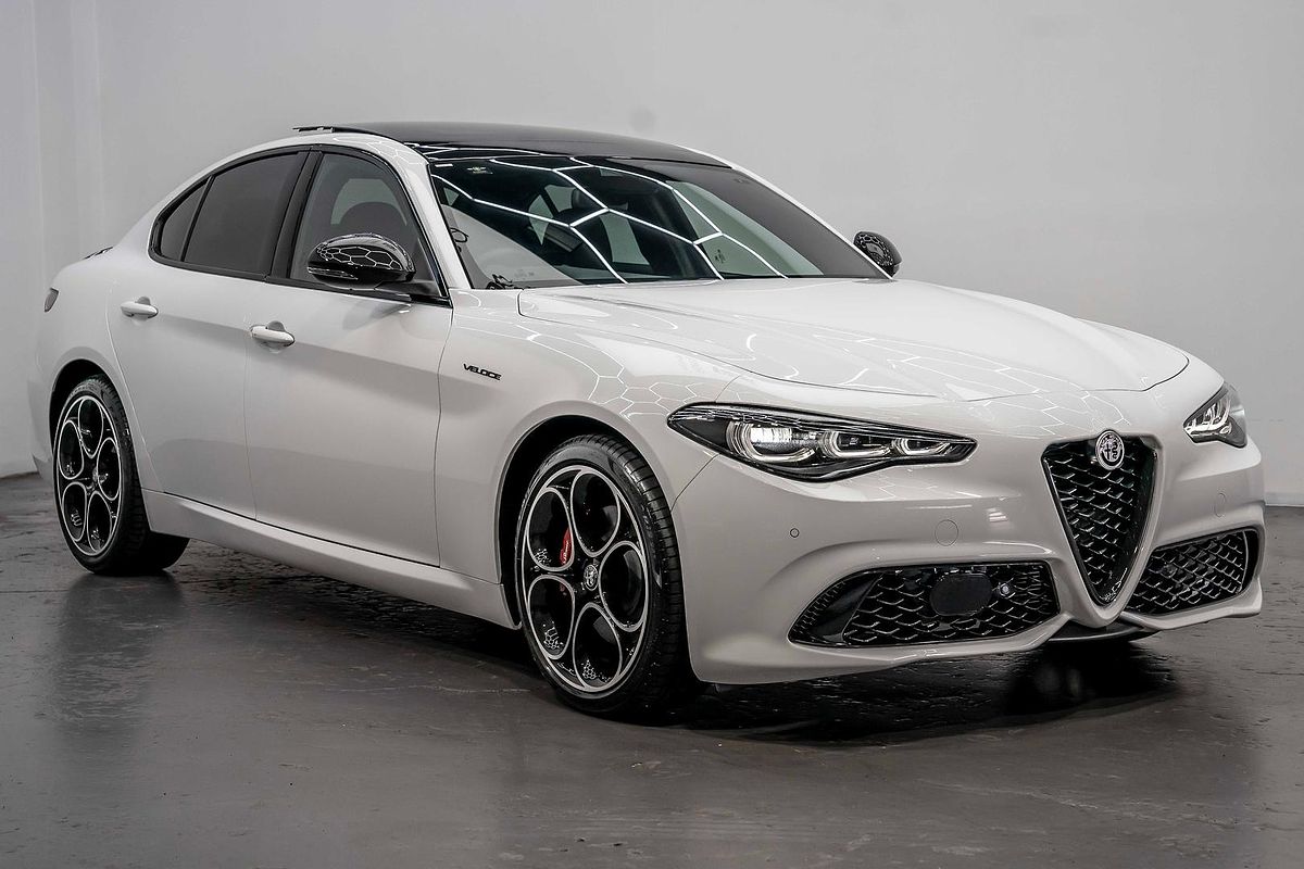 2023 Alfa Romeo Giulia Veloce Series 4