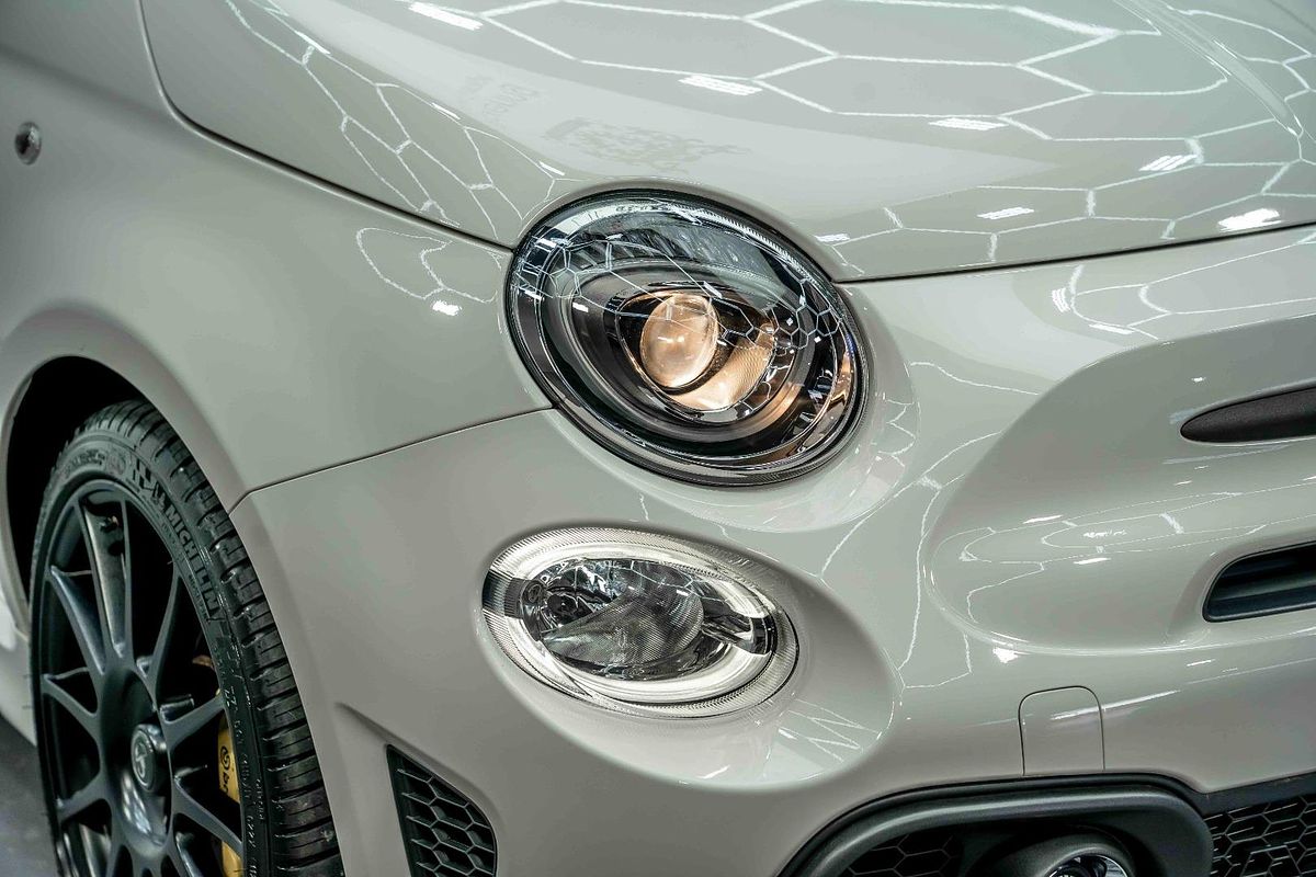 2024 Abarth 695 Competizione