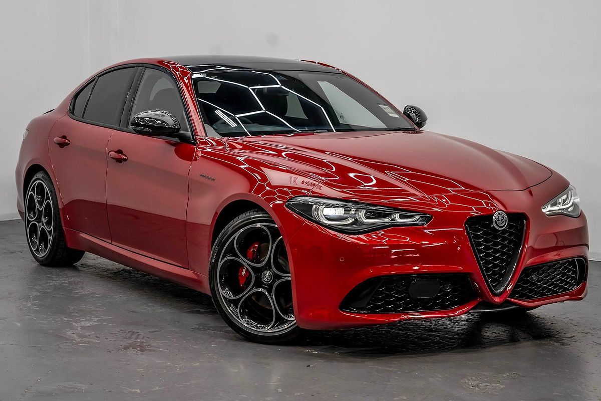 2023 Alfa Romeo Giulia Veloce Series 4