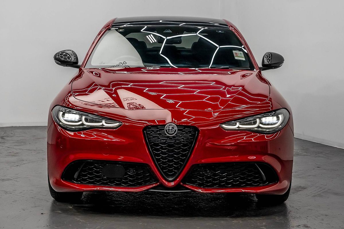 2023 Alfa Romeo Giulia Veloce Series 4