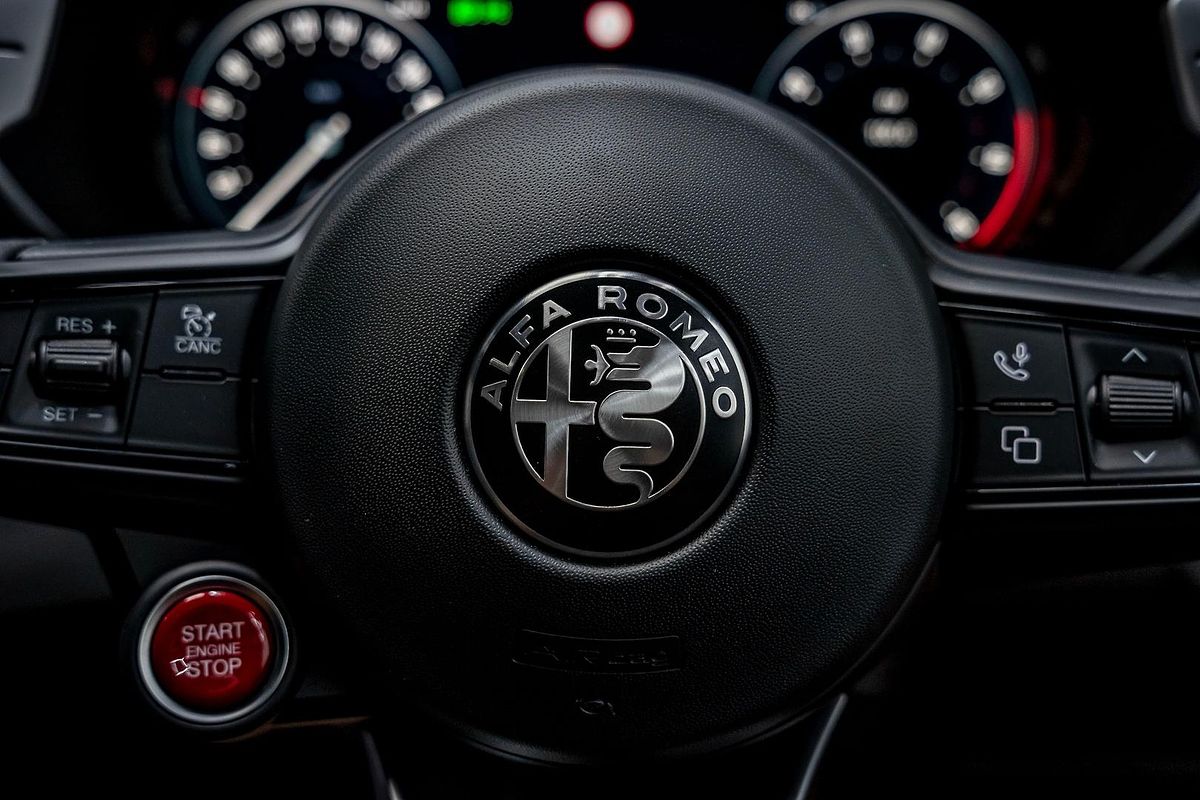 2023 Alfa Romeo Giulia Veloce Series 4