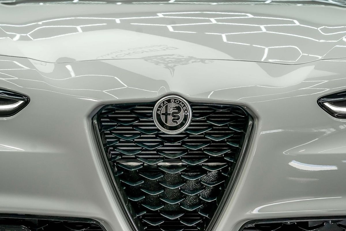2023 Alfa Romeo Giulia Veloce Series 4