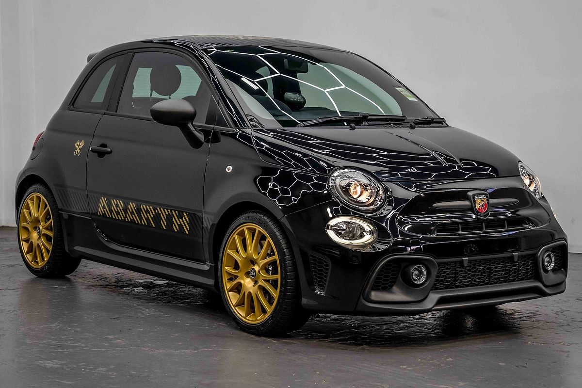 2024 Abarth 695 75 Anniversario
