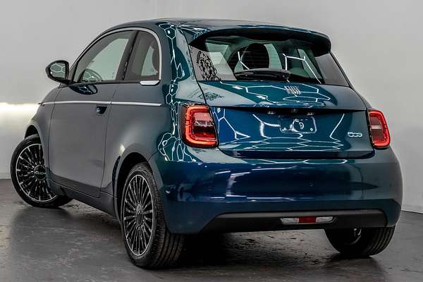 2023 Fiat 500e La Prima