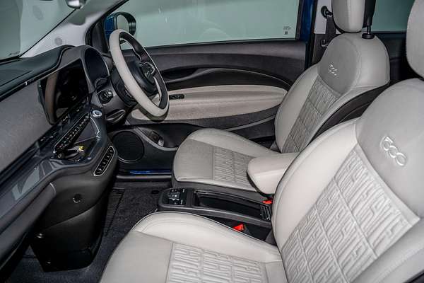 2023 Fiat 500e La Prima