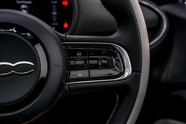 2023 Fiat 500e La Prima