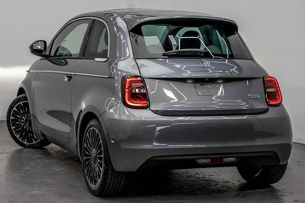 2023 Fiat 500e La Prima