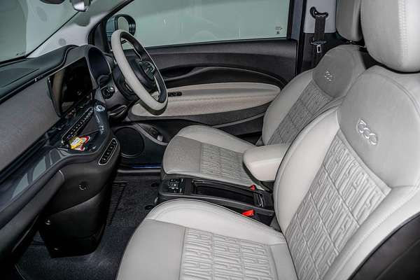 2023 Fiat 500e La Prima