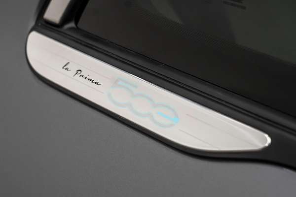 2023 Fiat 500e La Prima