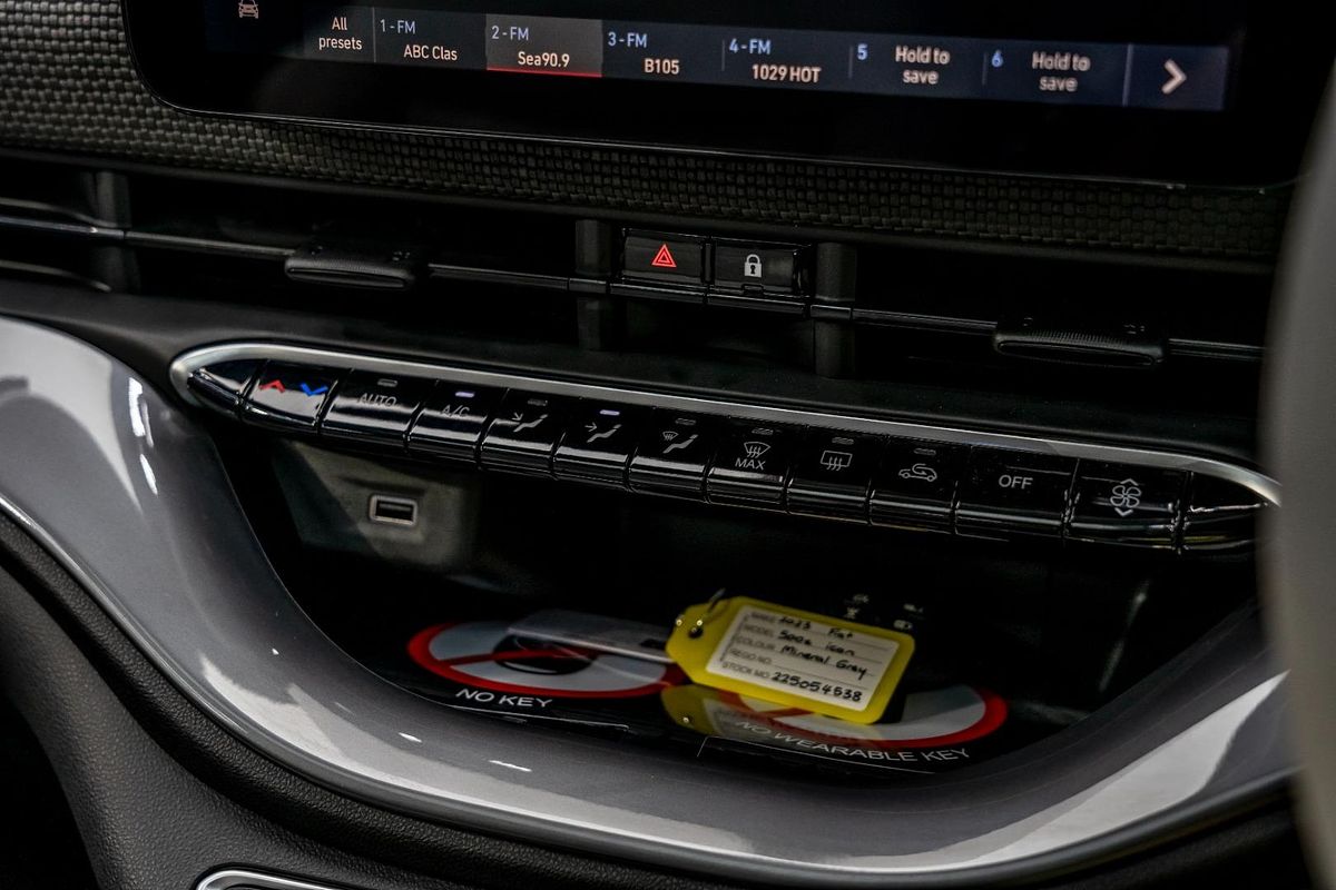 2023 Fiat 500e La Prima
