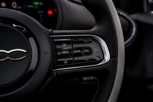 2023 Fiat 500e La Prima