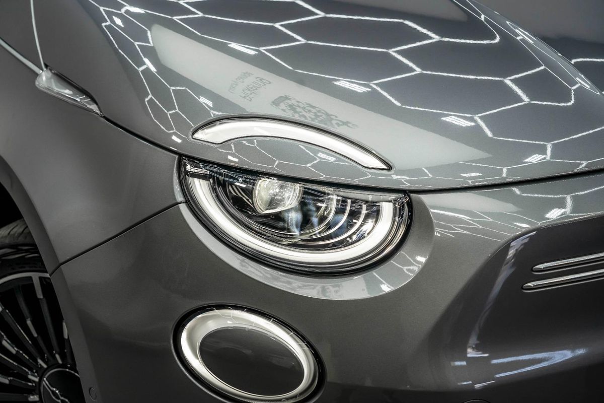 2023 Fiat 500e La Prima