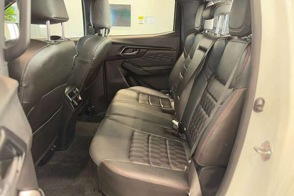 2024 Isuzu D-MAX X-TERRAIN 4X4