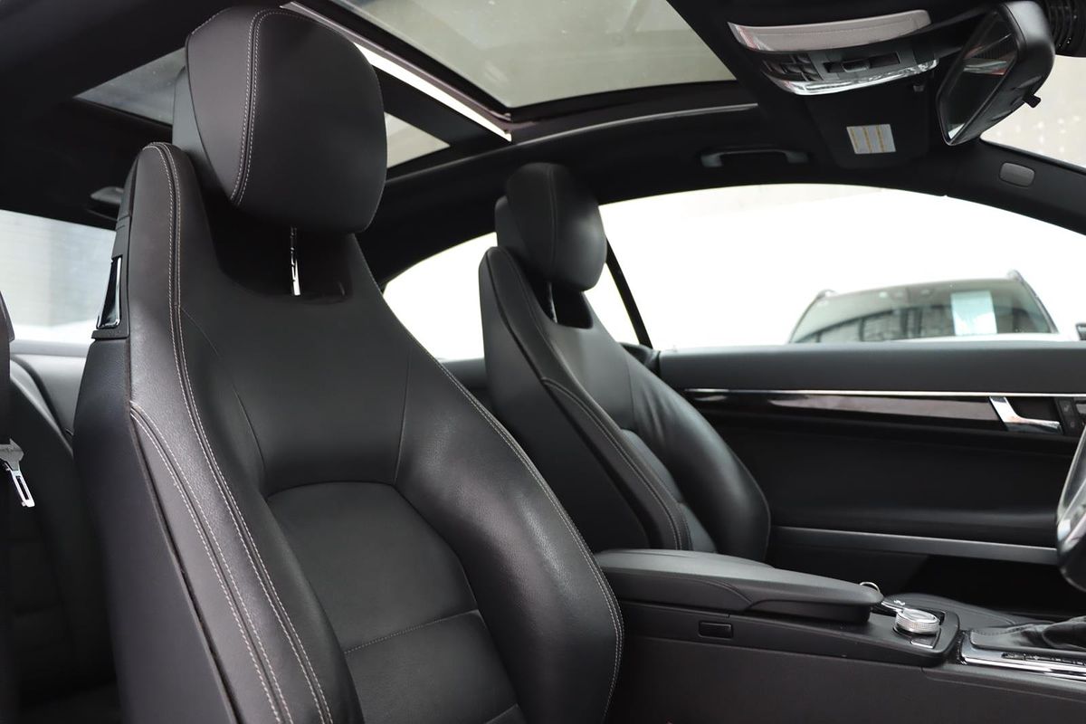 2011 Mercedes-Benz E-Class E250 CDI BlueEFFICIENCY Elegance C207