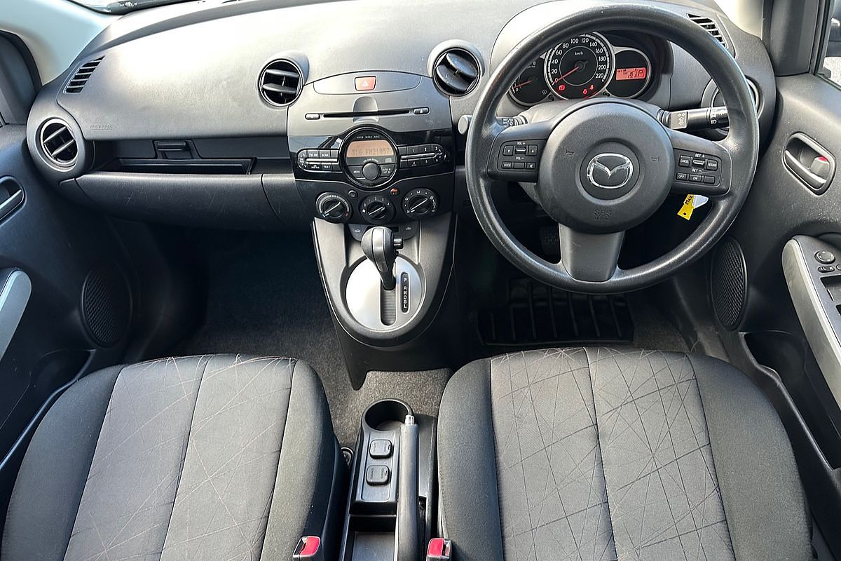 2013 Mazda 2 Neo DE Series 2