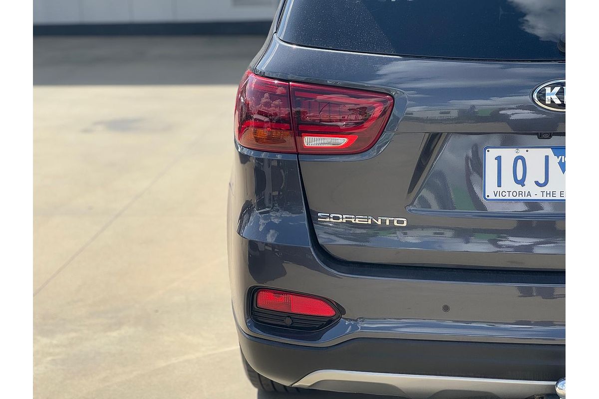 2019 Kia Sorento SLi UM