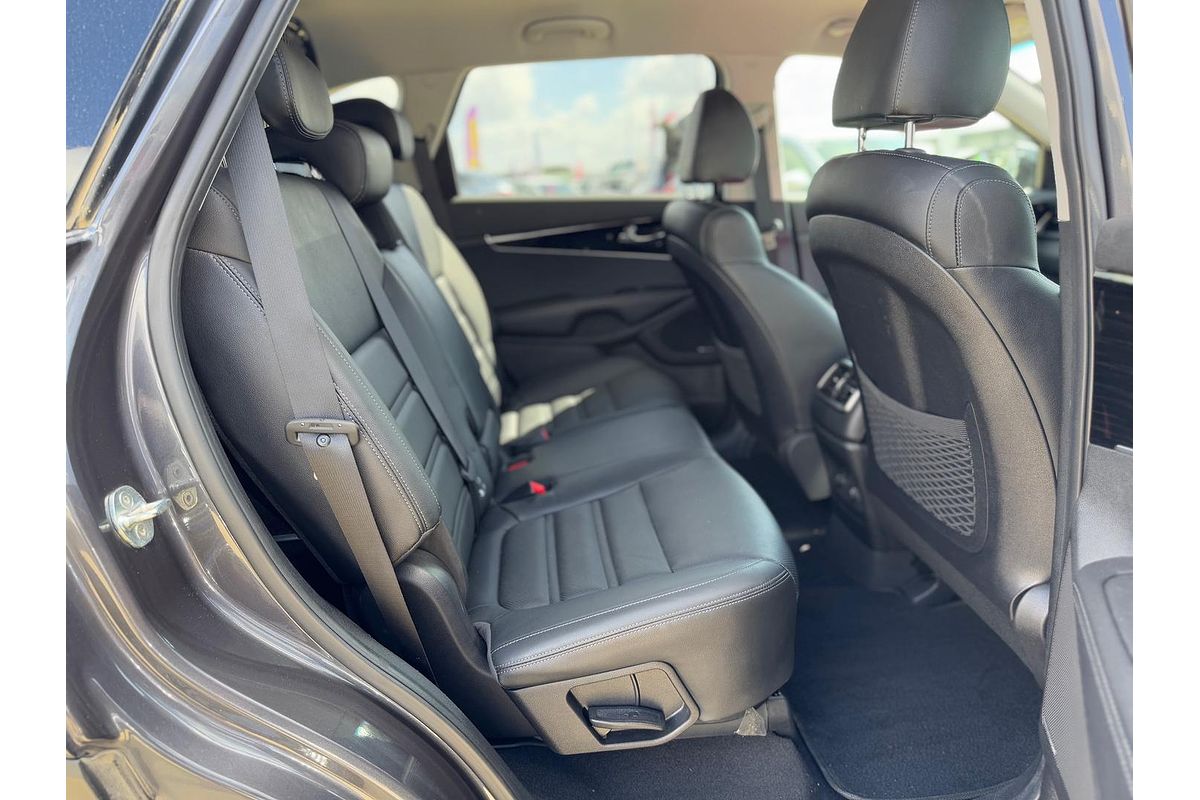 2019 Kia Sorento SLi UM