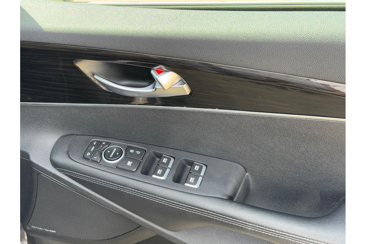 2019 Kia Sorento SLi UM