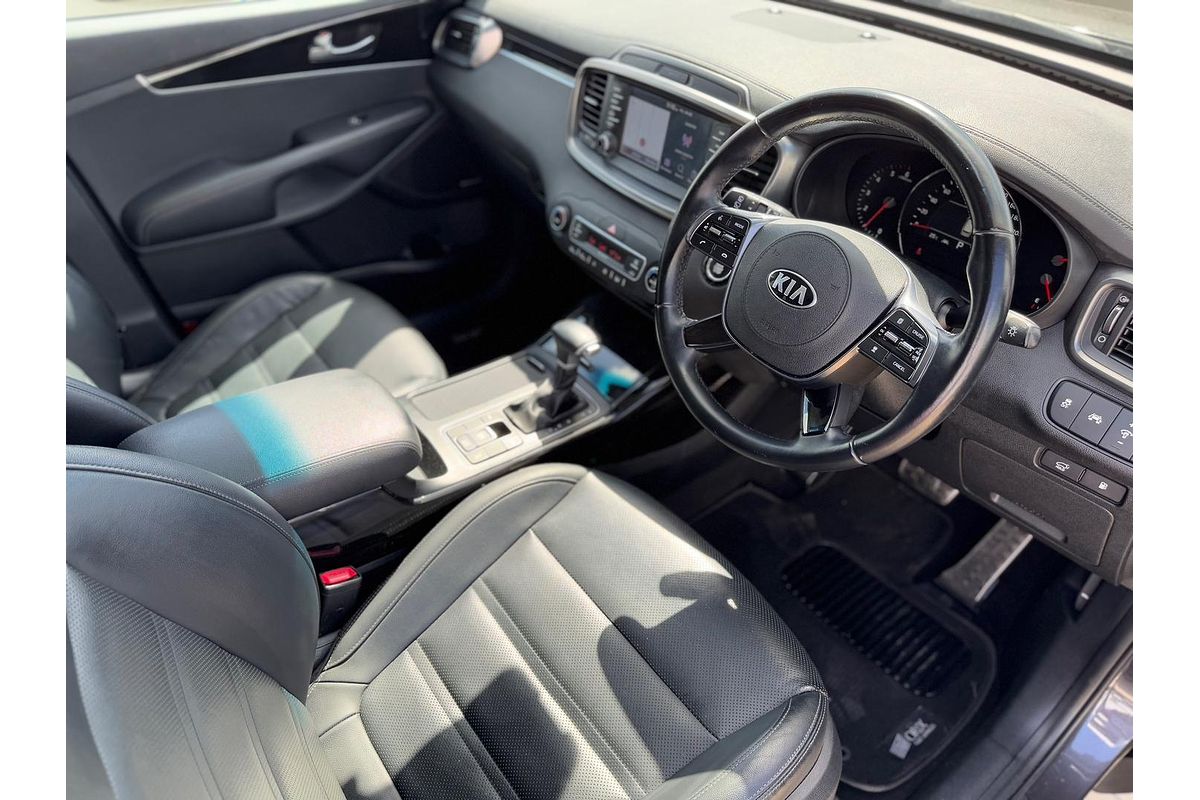 2019 Kia Sorento SLi UM