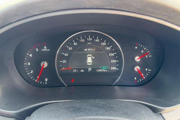 2019 Kia Sorento SLi UM