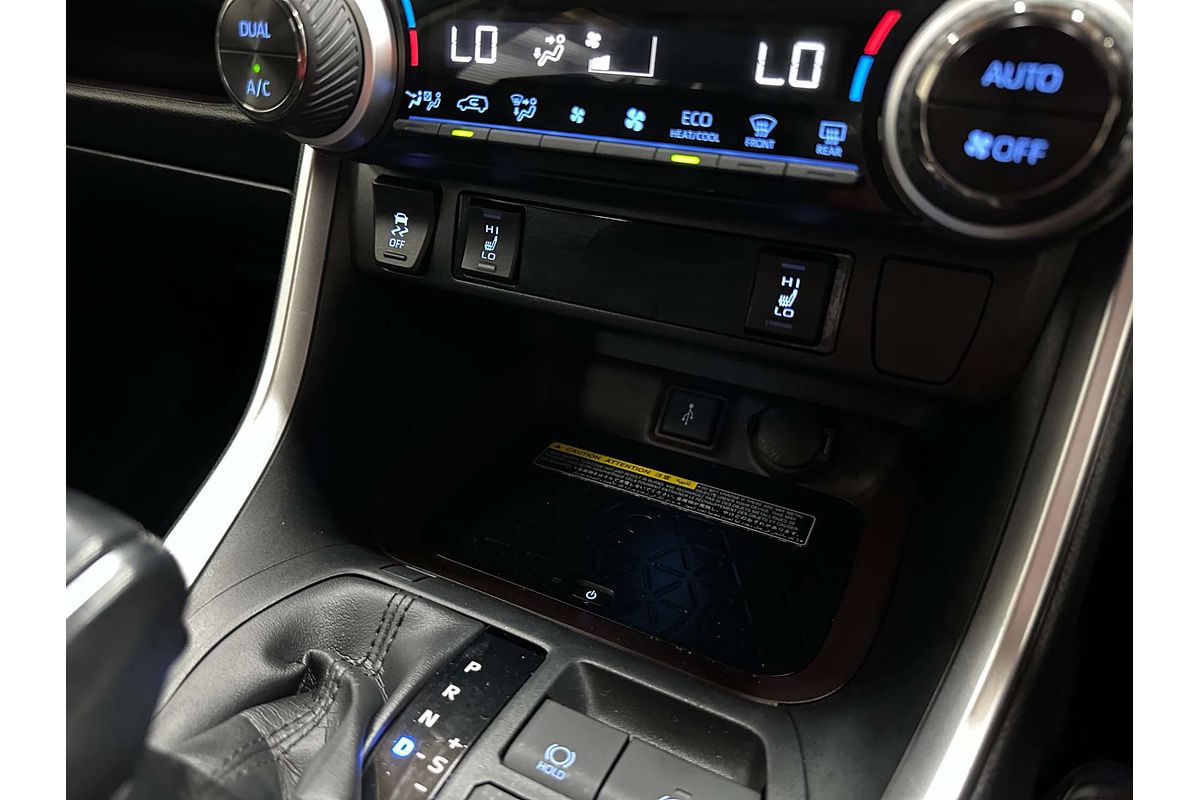 2021 Toyota RAV4 Cruiser AXAH52R