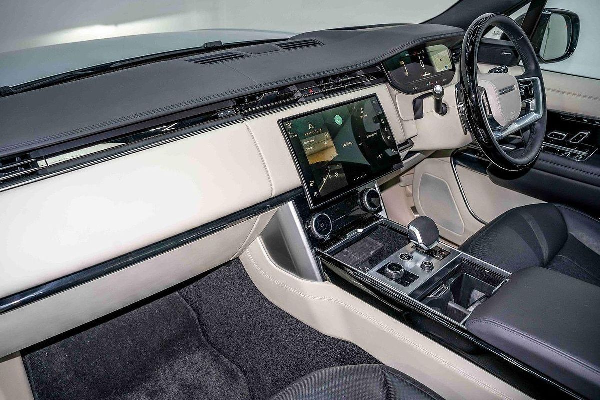 2023 Land Rover Range Rover P530 HSE L460
