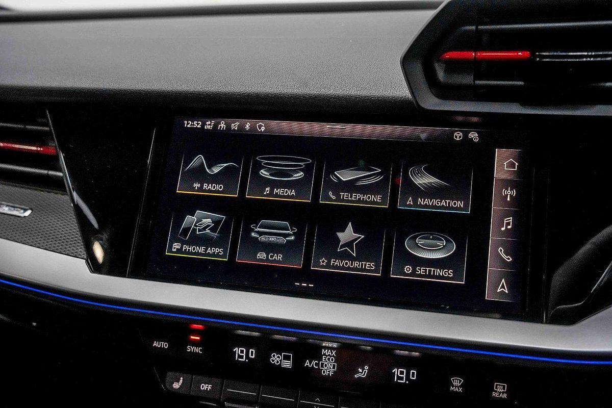 2022 Audi RS3 GY
