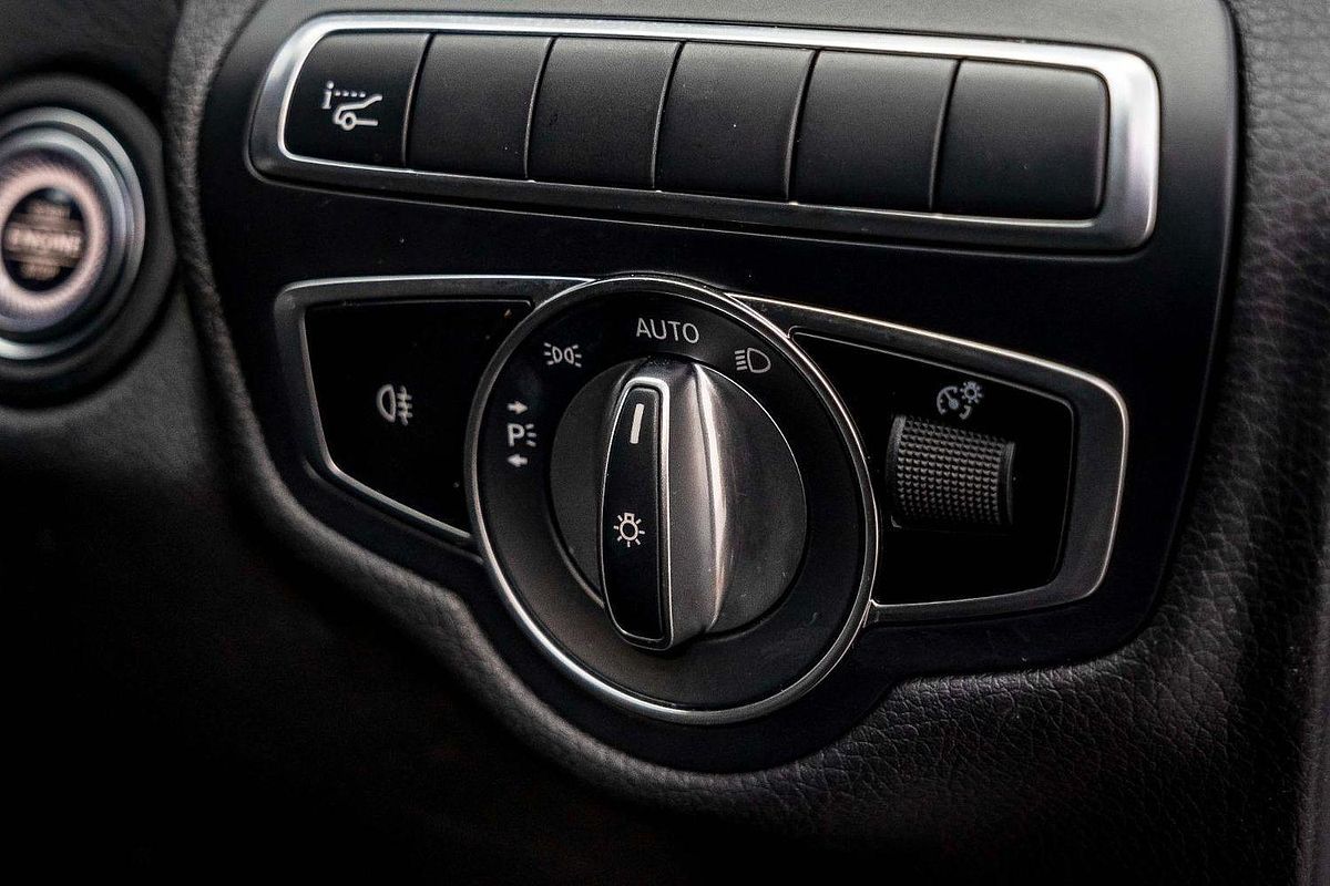 2021 Mercedes-Benz C-Class C200 W206