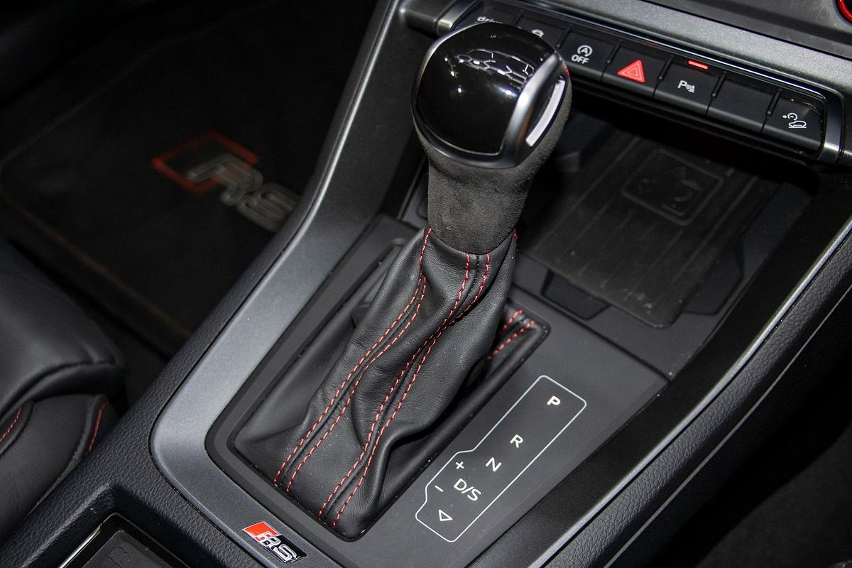 2022 Audi RS Q3 F3