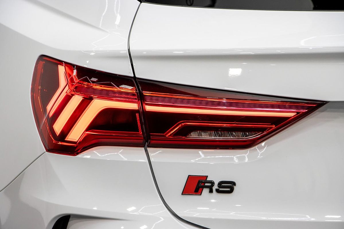 2022 Audi RS Q3 F3