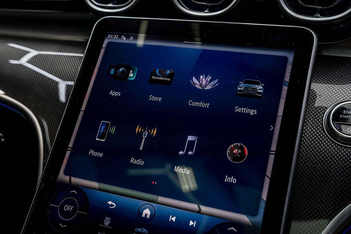 2023 Mercedes-Benz C-Class C300 W206