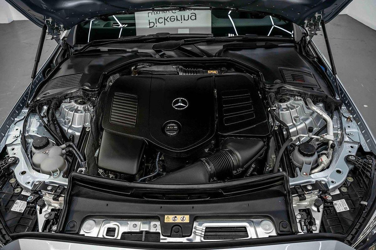 2023 Mercedes-Benz C-Class C300 W206