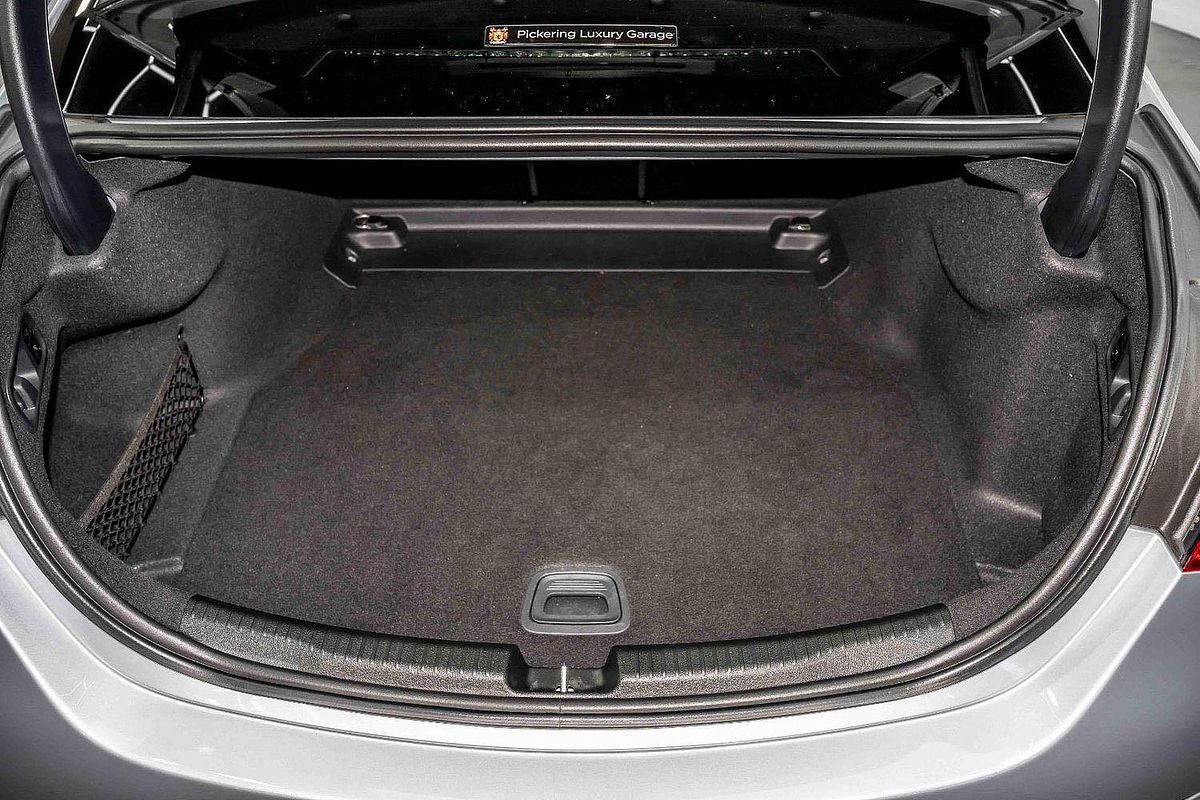 2023 Mercedes-Benz C-Class C300 W206