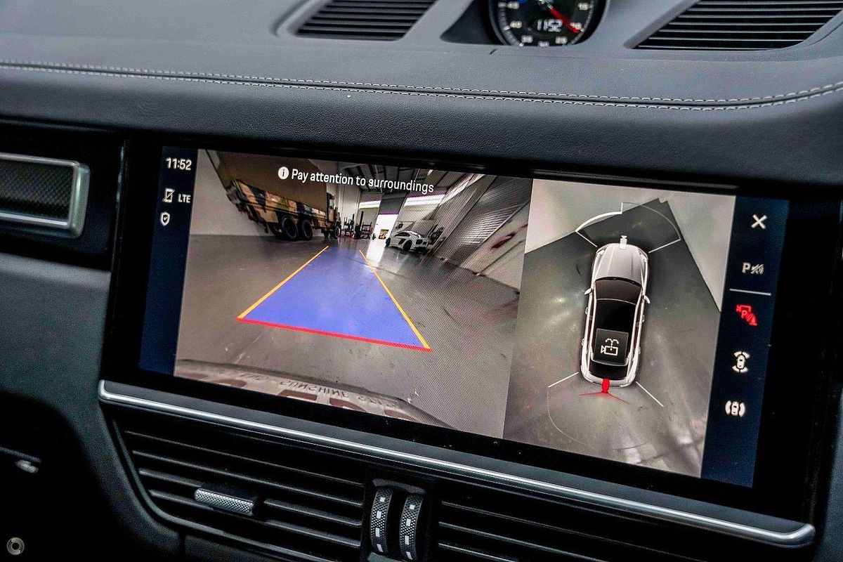 2023 Porsche Cayenne GTS 9YB