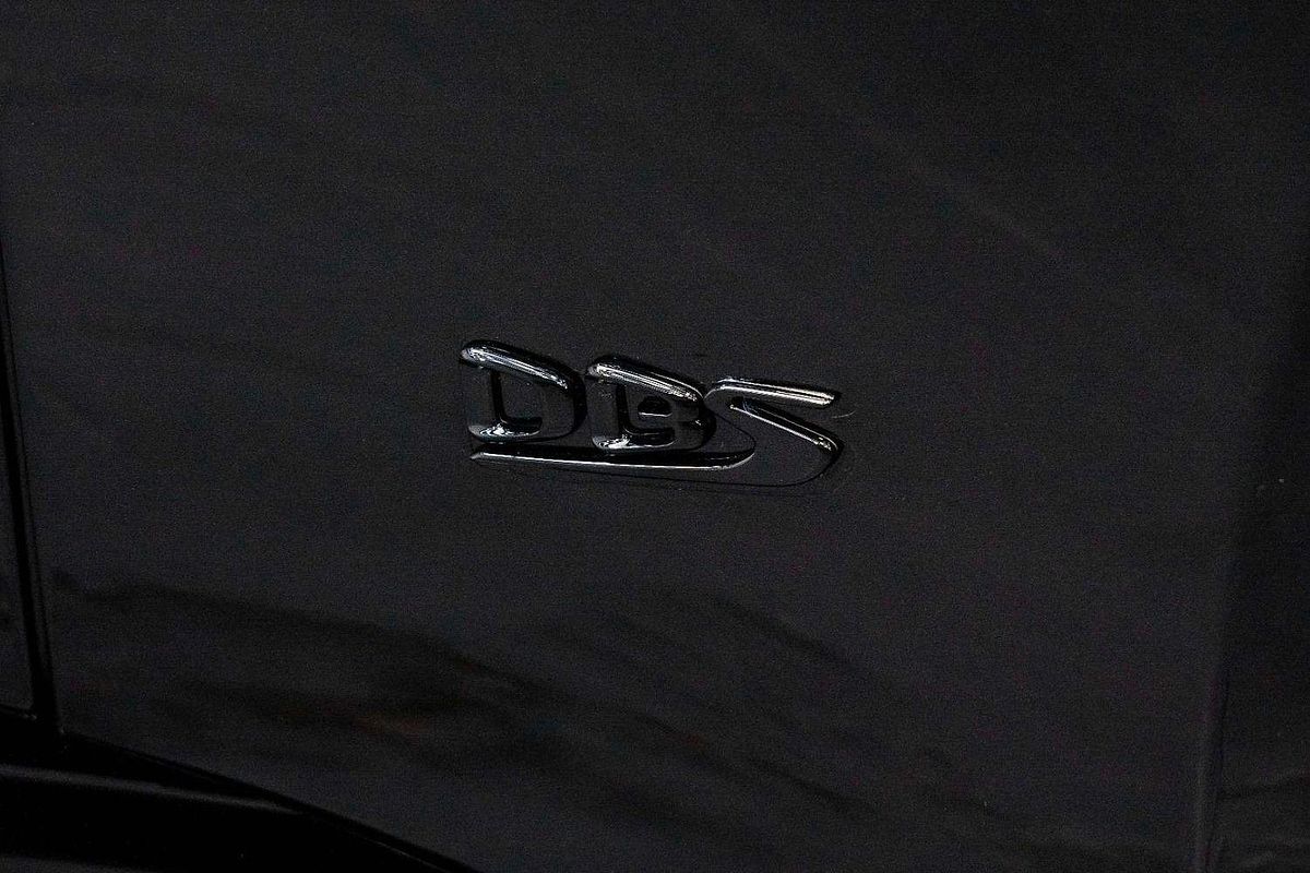 2022 Aston Martin DBS