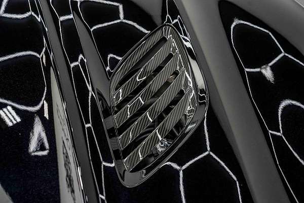 2022 Aston Martin DBS