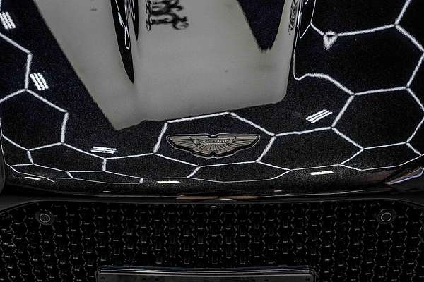 2022 Aston Martin DBS