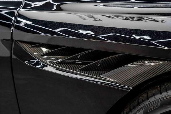 2022 Aston Martin DBS